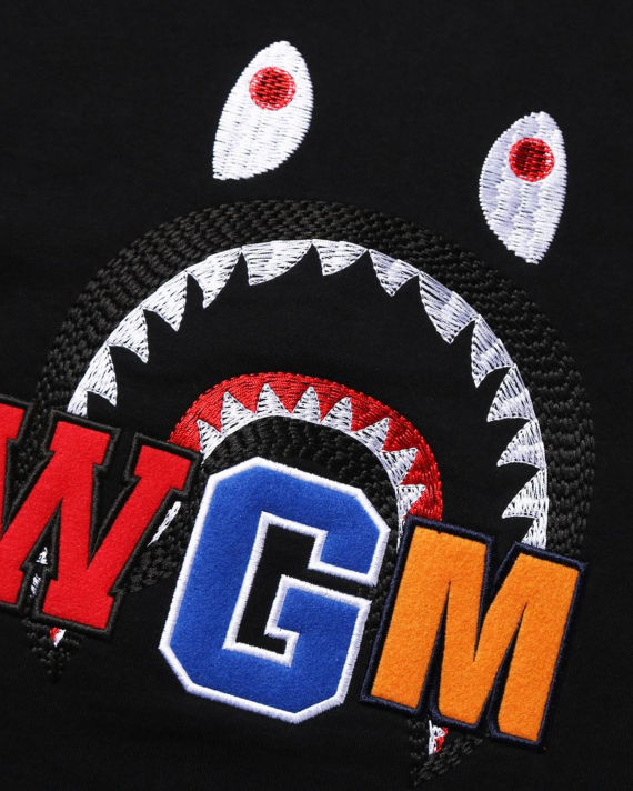 Shark Embroidery Crewneck image number 1