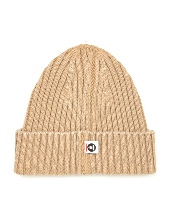 Moonface patch knit beanie image number 1