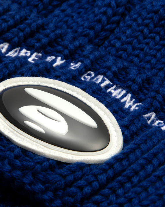 Moonface patch cable-knit beanie image number 3