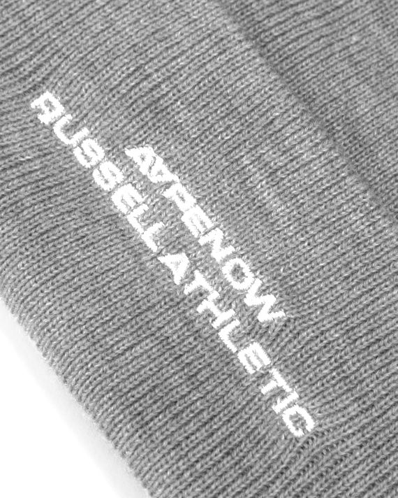 X Russell Athletic Moonface patch beanie image number 3