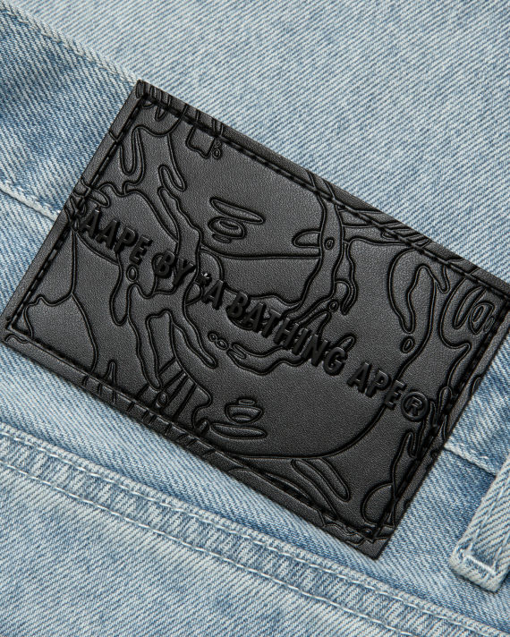 Moonface patch distressed jeans image number 2