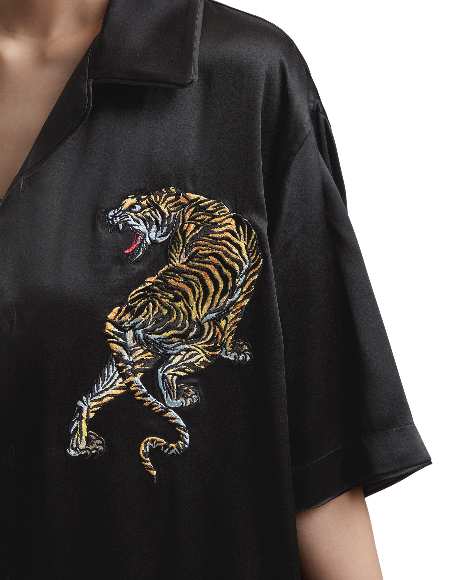 代引き人気 SHAREEF DOT TIGER S/S SHIRTS Tシャツ/カットソー(半袖/袖