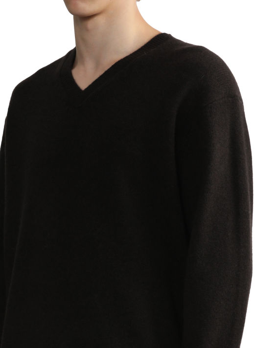 Wool V-neck knit sweater image number 4
