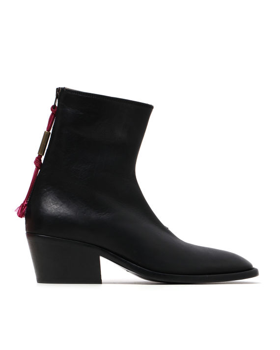 Leather ankle boots image number 0