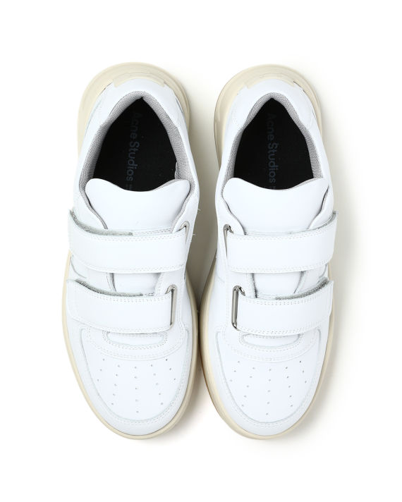 Velcro strap sneakers image number 6