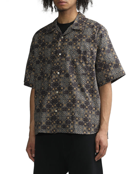 Printed button up shirt image number 2