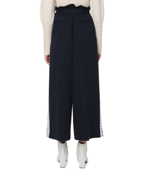 Floral embroidered trousers