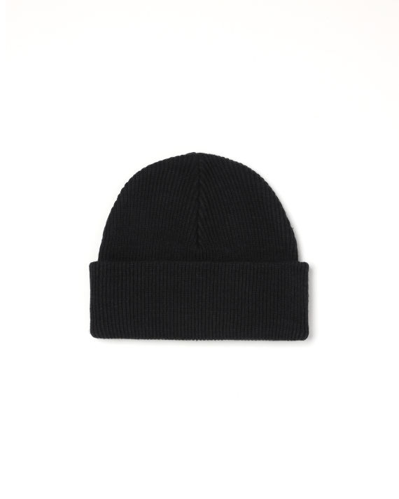 Heart patch beanie image number 1