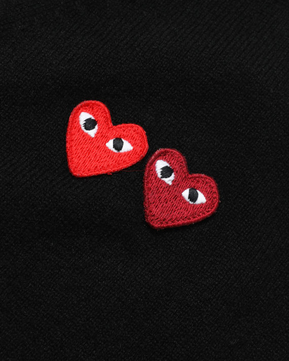 Double heart logo wool cardigan image number 4