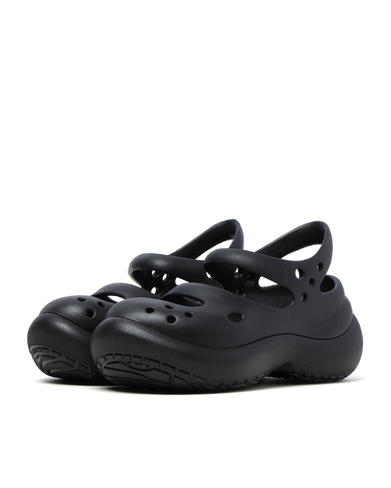 CROCS Karin platform clog sandals