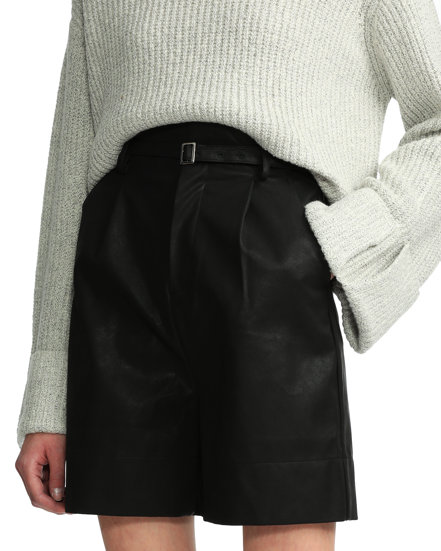 EMODA Faux leather belted shorts | ITeSHOP