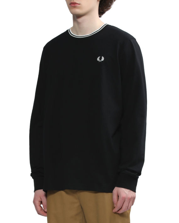 Twin tipped long-sleeve tee image number 2