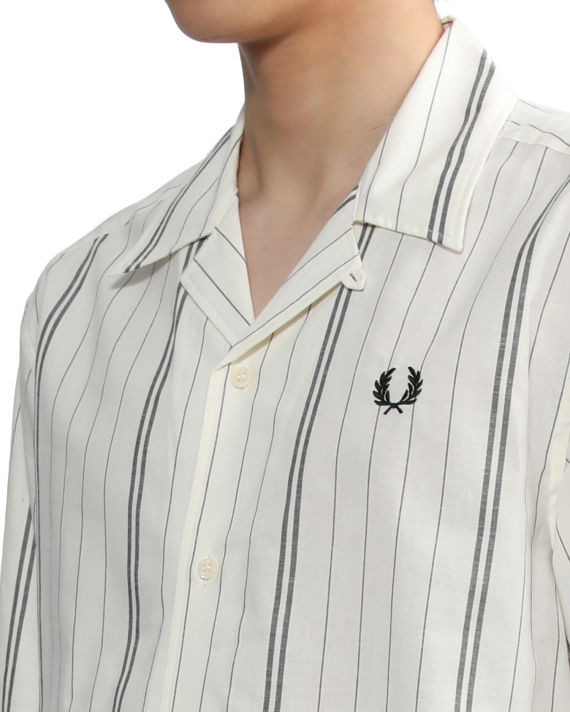 Fine stripe reverse shirt image number 4