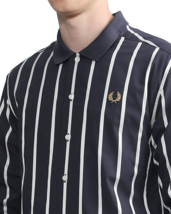 Striped shirt image number 4