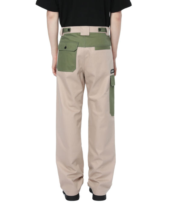 Contrast cargo pants image number 3
