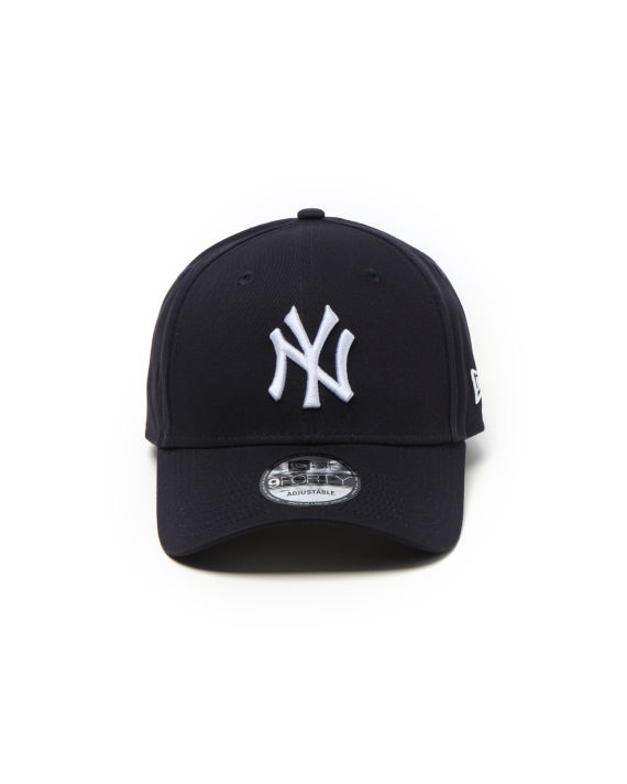 X New York Yankees logo embroidered cap image number 1