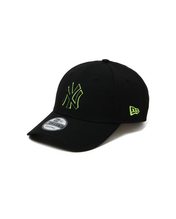 X MLB New York Yankees logo embroidered baseball cap image number 0