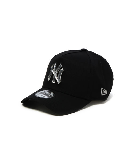 X MLB New York Yankees logo embellished cap image number 0