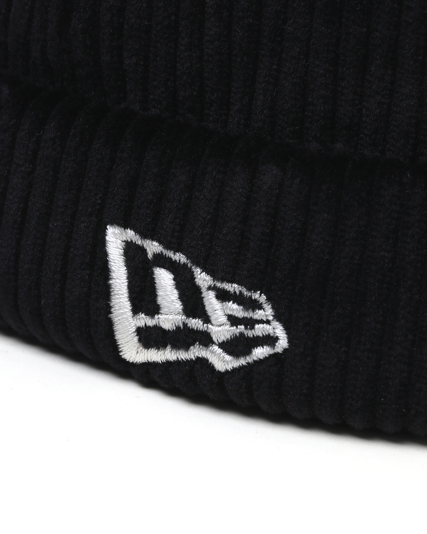 NEW ERA Logo embroidered corduroy 