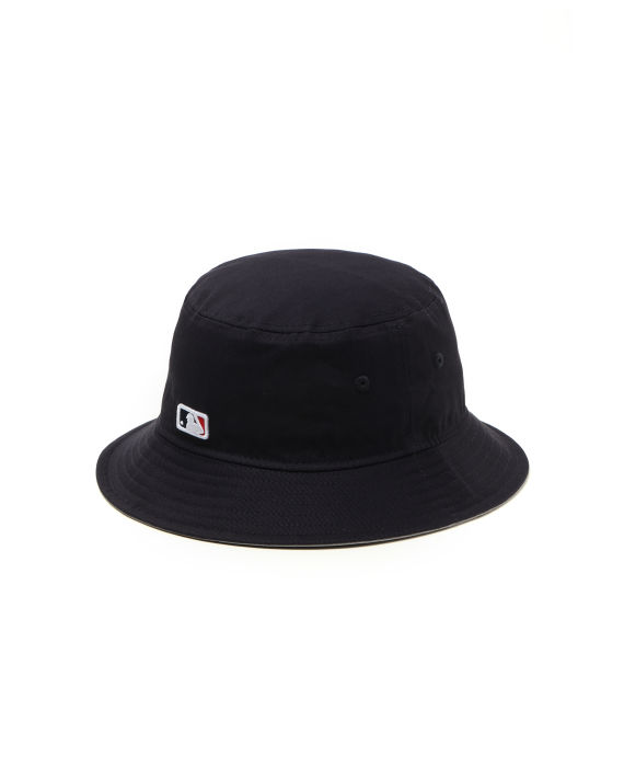 X New York Yankees logo embroidered bucket hat image number 2