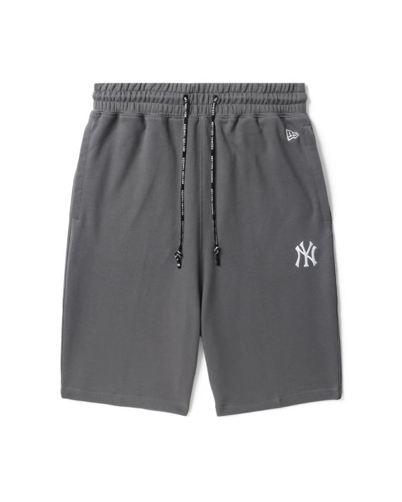 X MLB New York Yankees sweat shorts image number 0