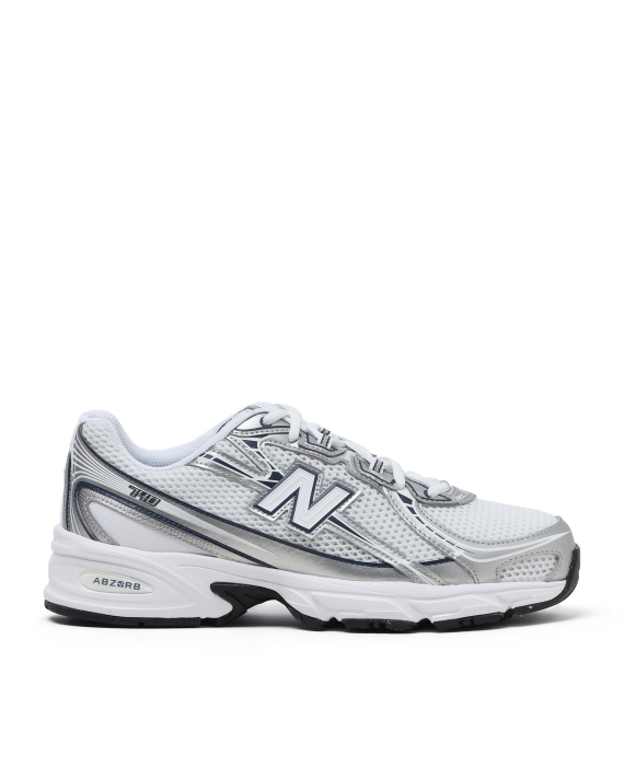 New Balance 740 sneakers