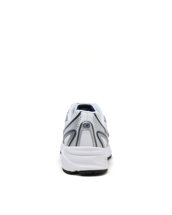New Balance 740 sneakers