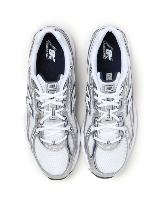 New Balance 740 sneakers
