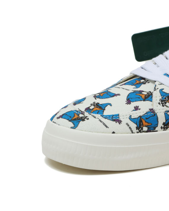 Low vulcanized graphic canvas sneakers image number 7