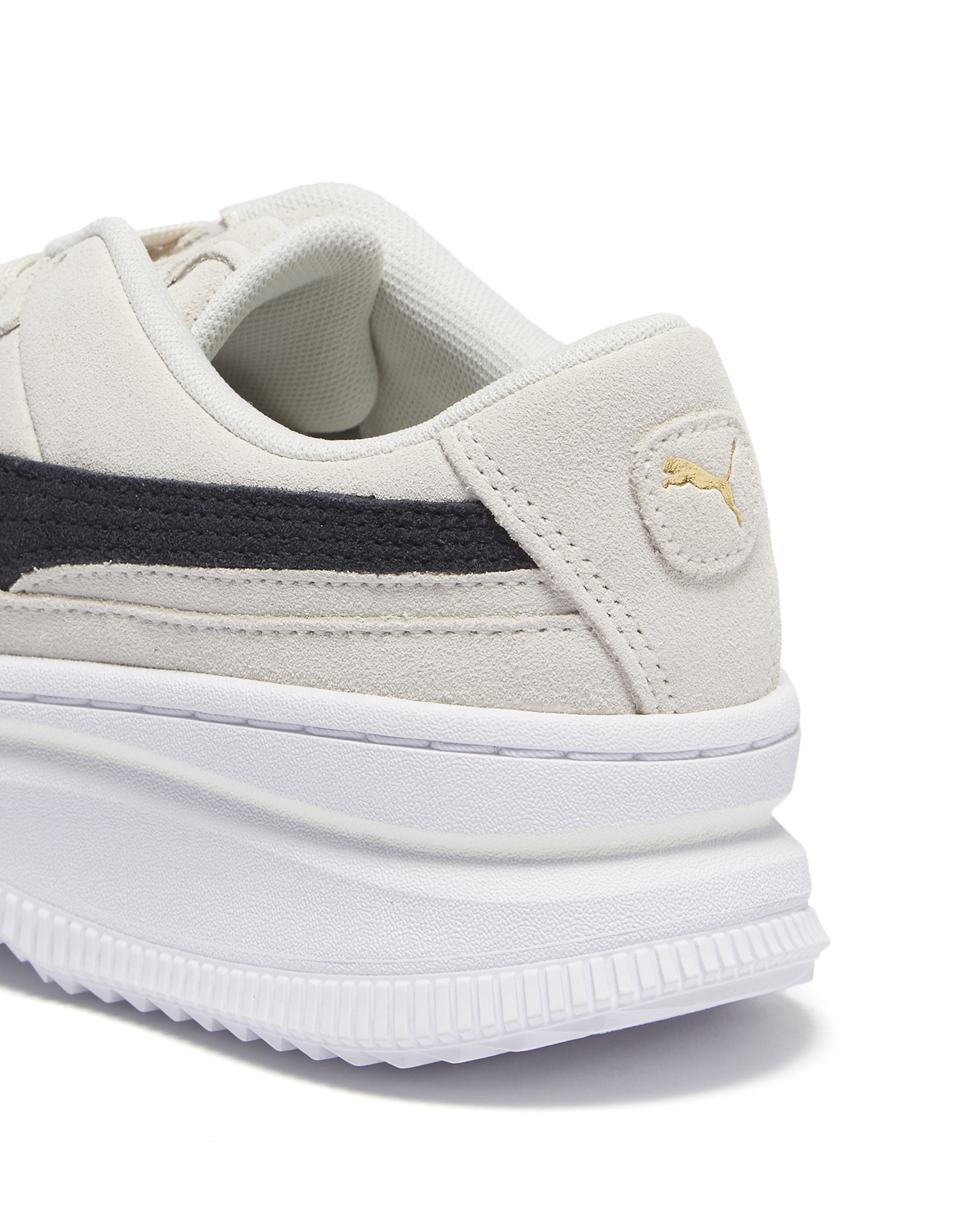 deva sneakers