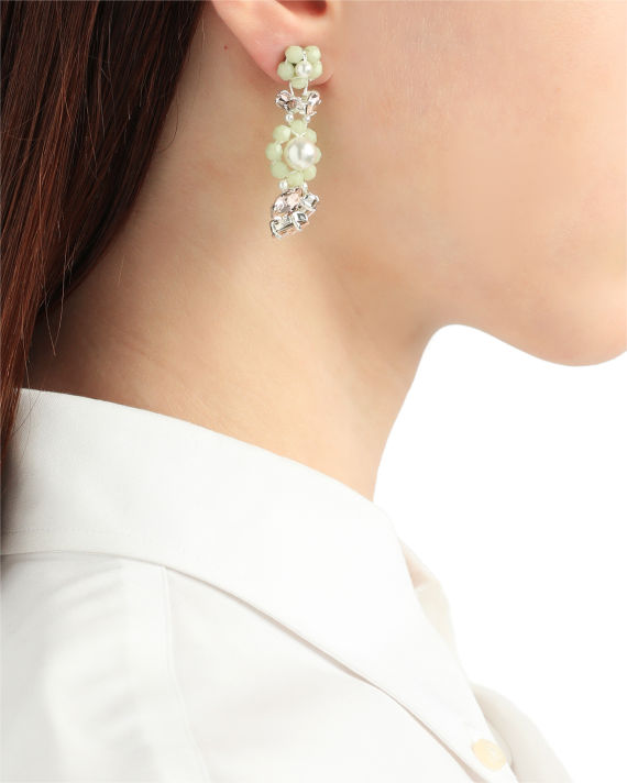 Floral earrings image number 1