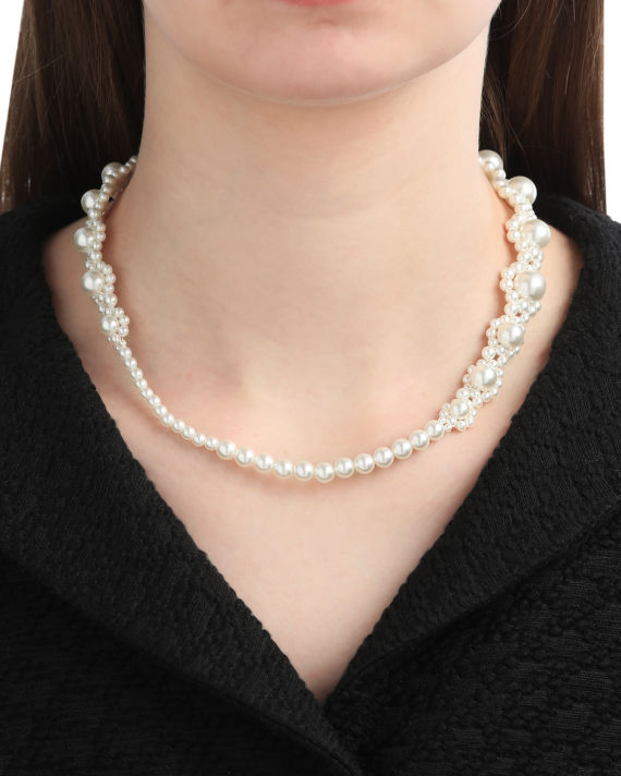 Pearl embellished necklace image number 1