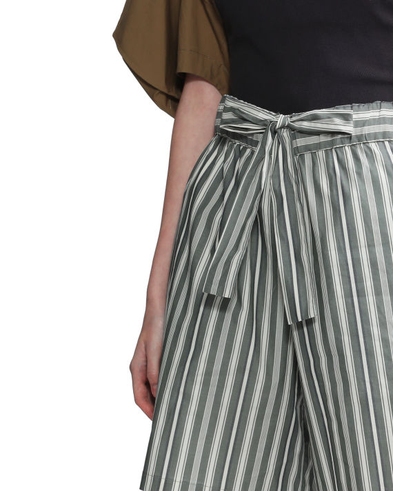 Striped shorts image number 4