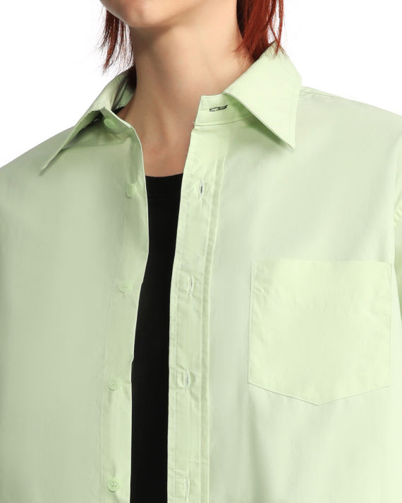 Cropped buttoned shirt image number 4