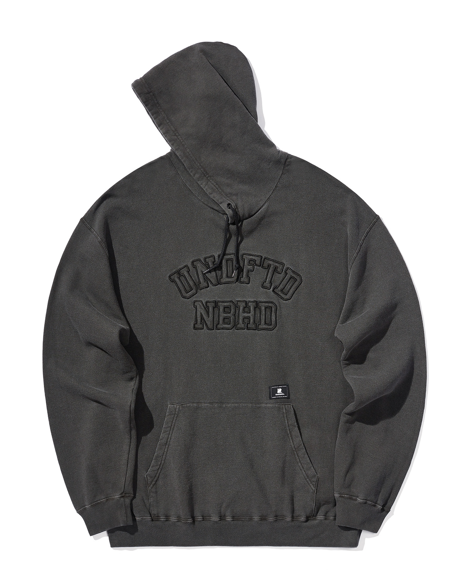 Undefeated logo hotsell pullover hoodie