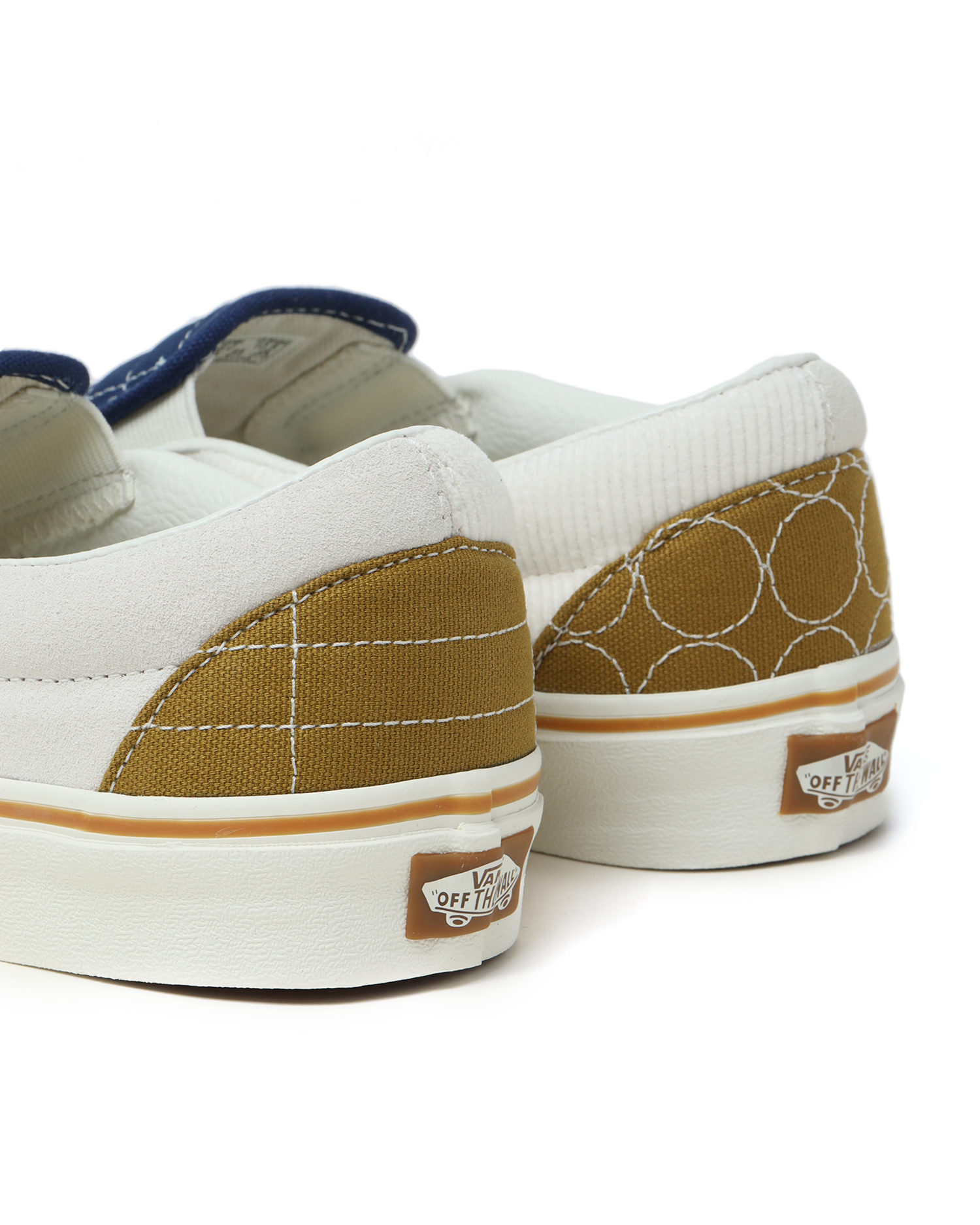 vans quilted slip on