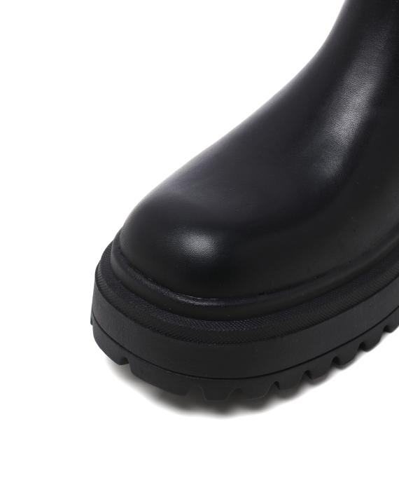 WINDSOR SMITH Chelsea leather boots