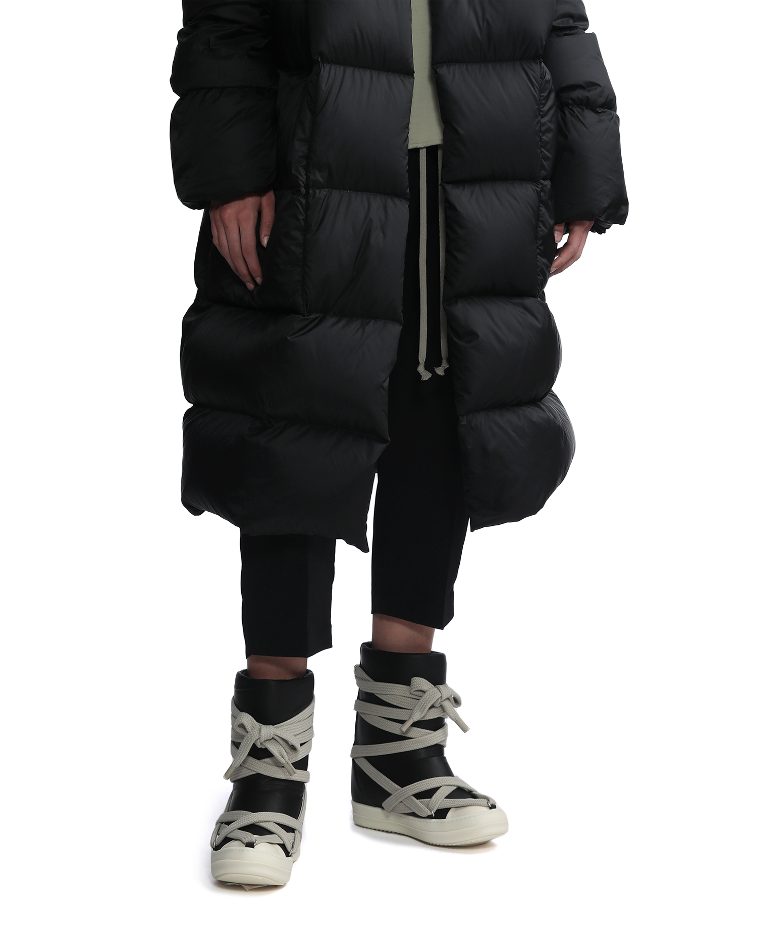 Jumbo puffer megalaced boots
